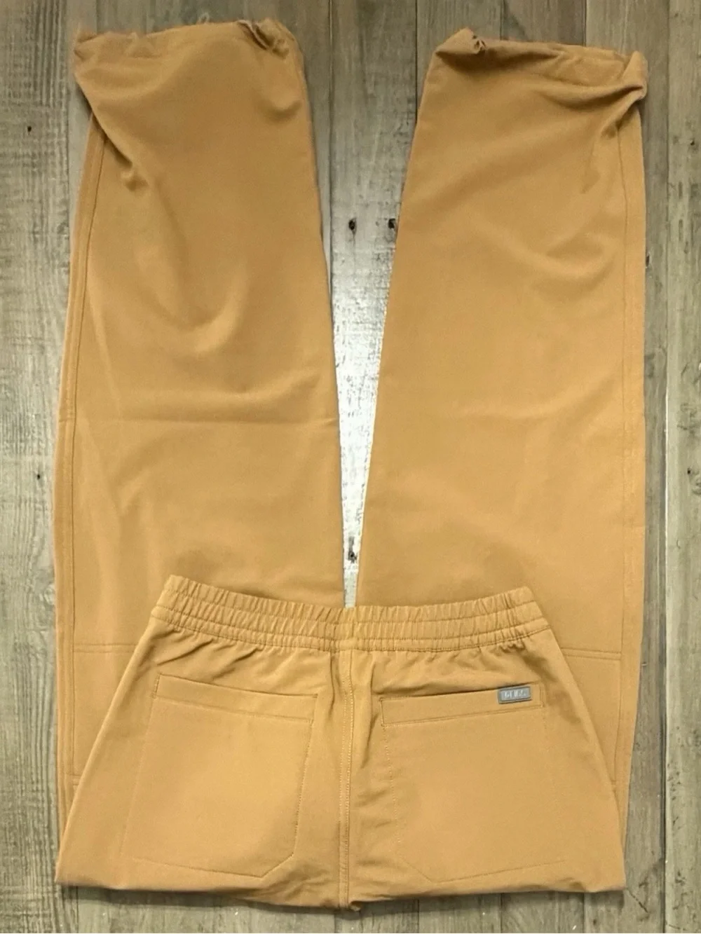 NWT FIGS Men Indestructible Cargo Scrub Pant Earth Tan Brown Ripstop XS Regular